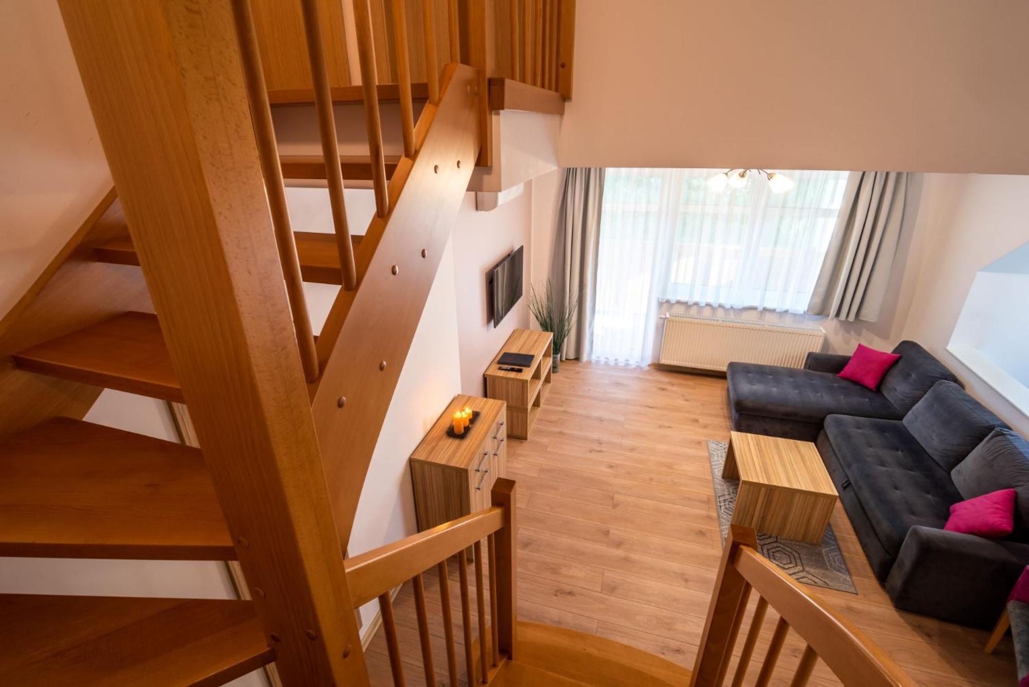 Malina Apartamenty ชกลาร์สกา ปอเรมบา ภายนอก รูปภาพ