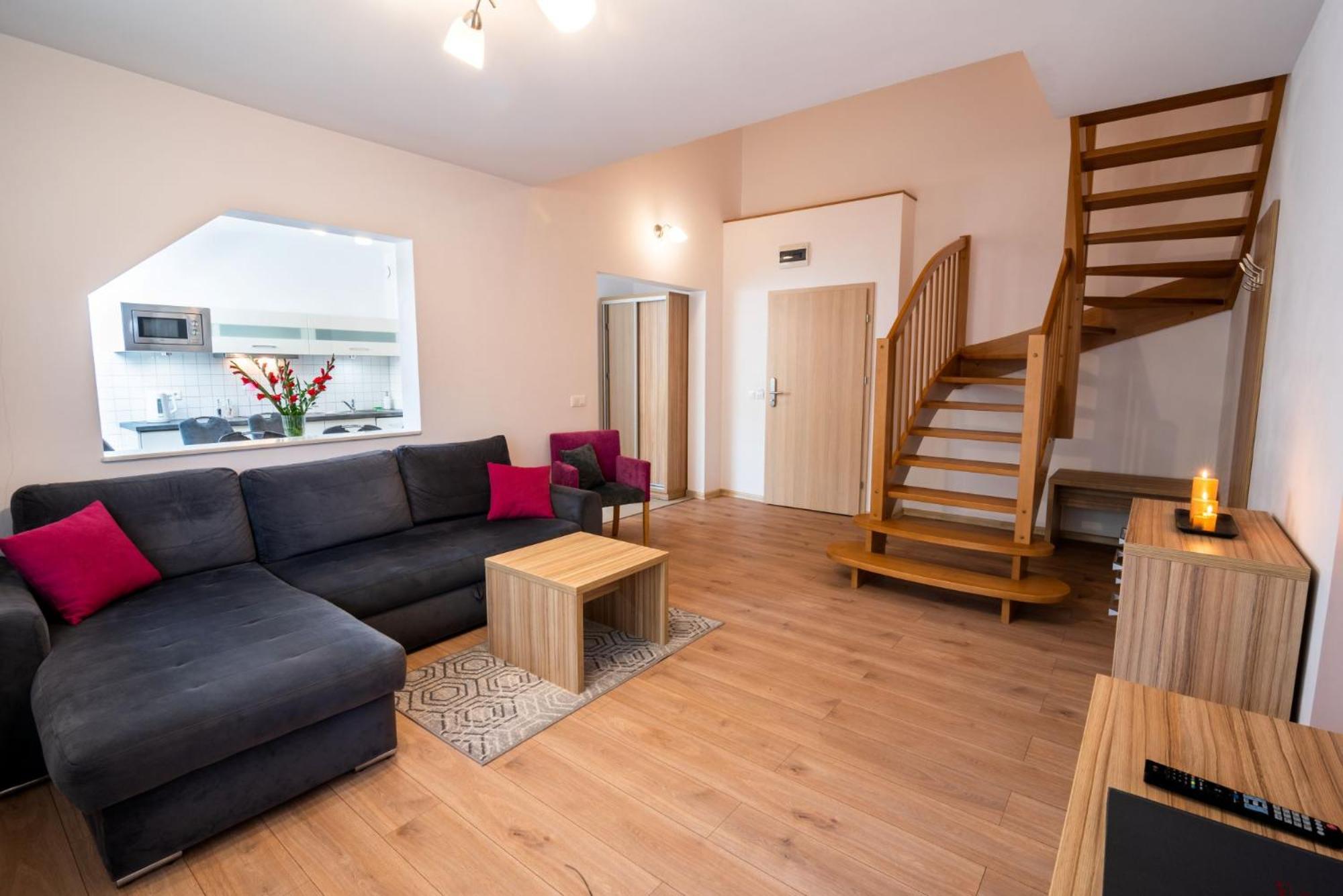 Malina Apartamenty ชกลาร์สกา ปอเรมบา ภายนอก รูปภาพ