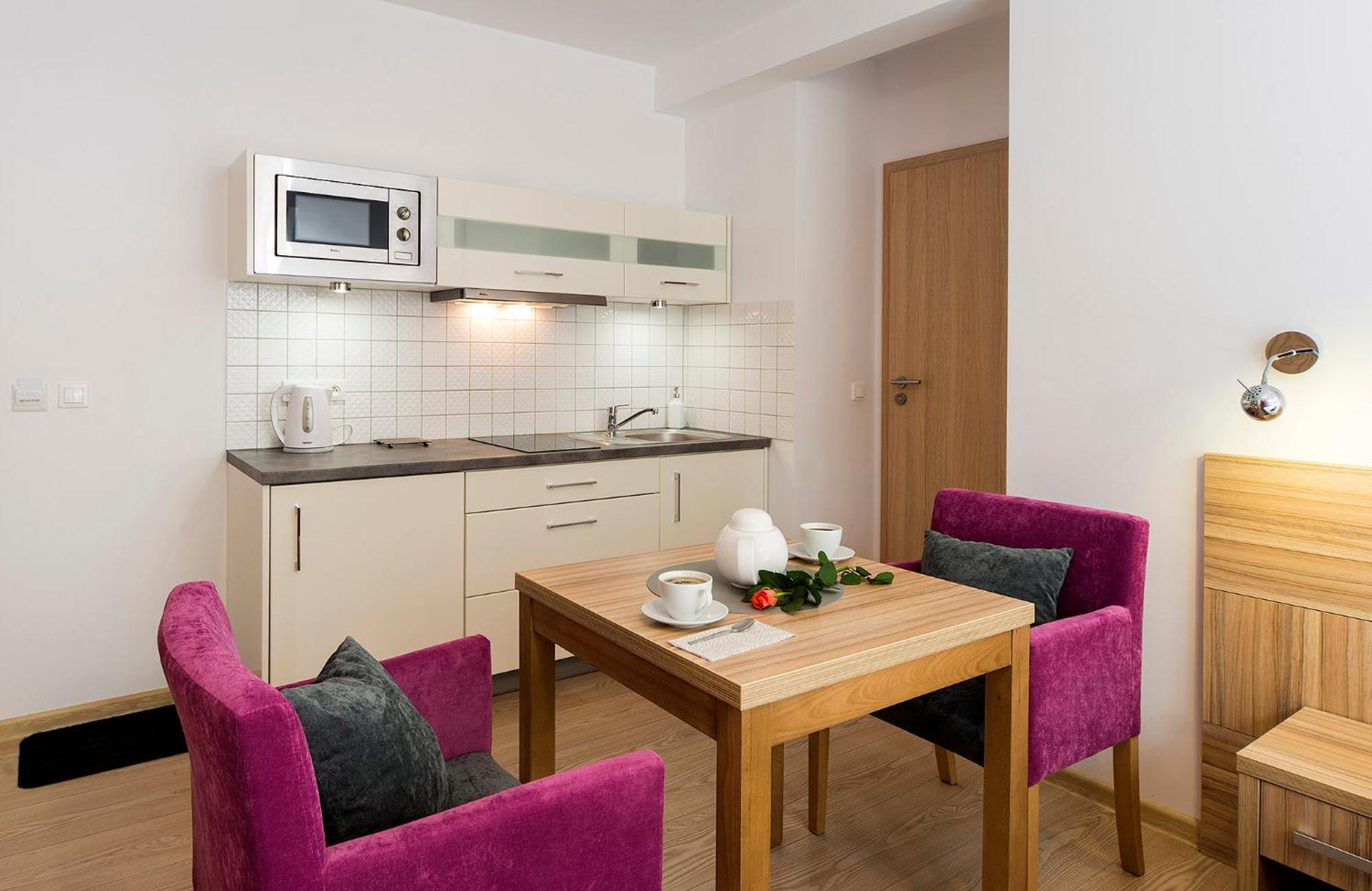 Malina Apartamenty ชกลาร์สกา ปอเรมบา ห้อง รูปภาพ