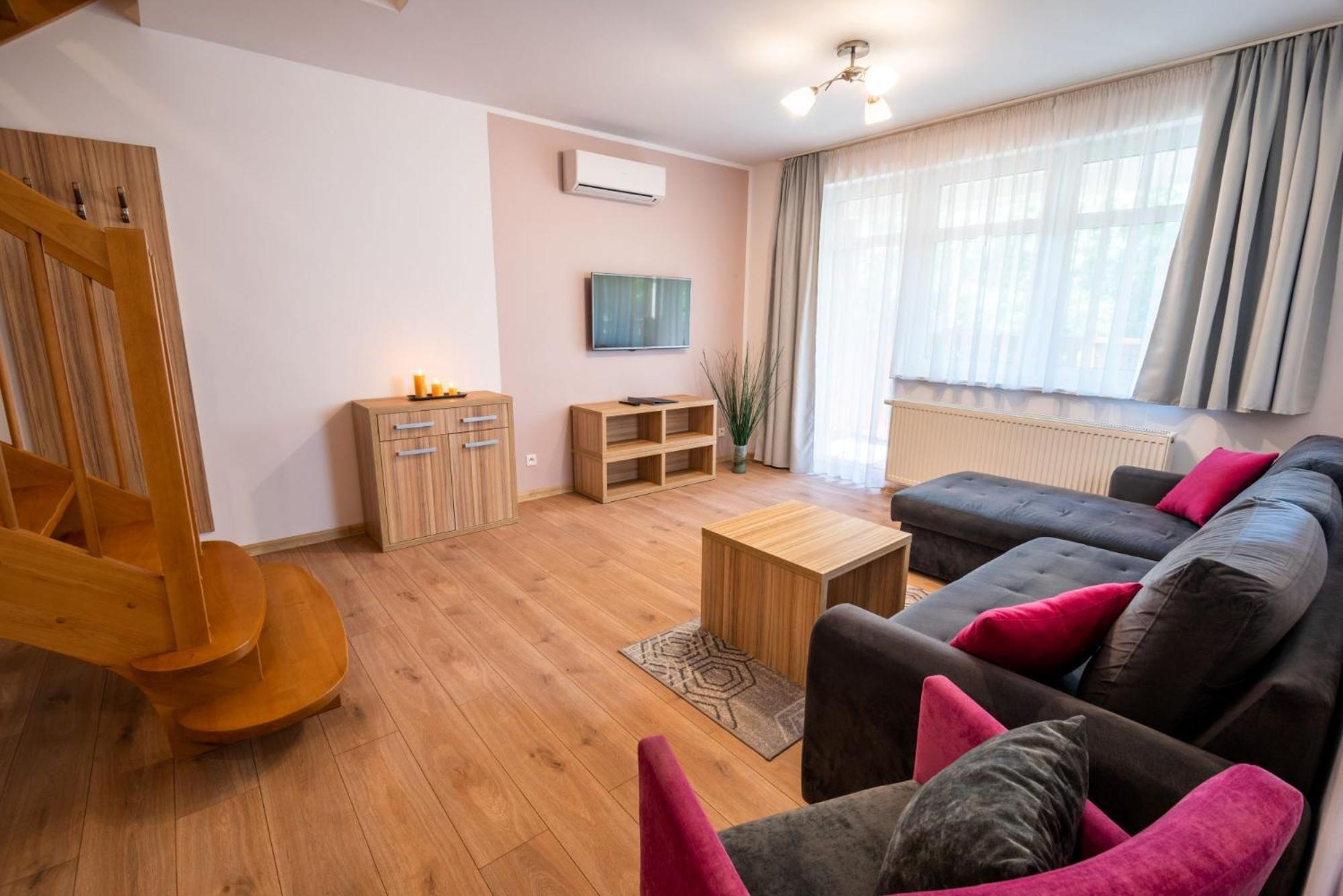 Malina Apartamenty ชกลาร์สกา ปอเรมบา ห้อง รูปภาพ