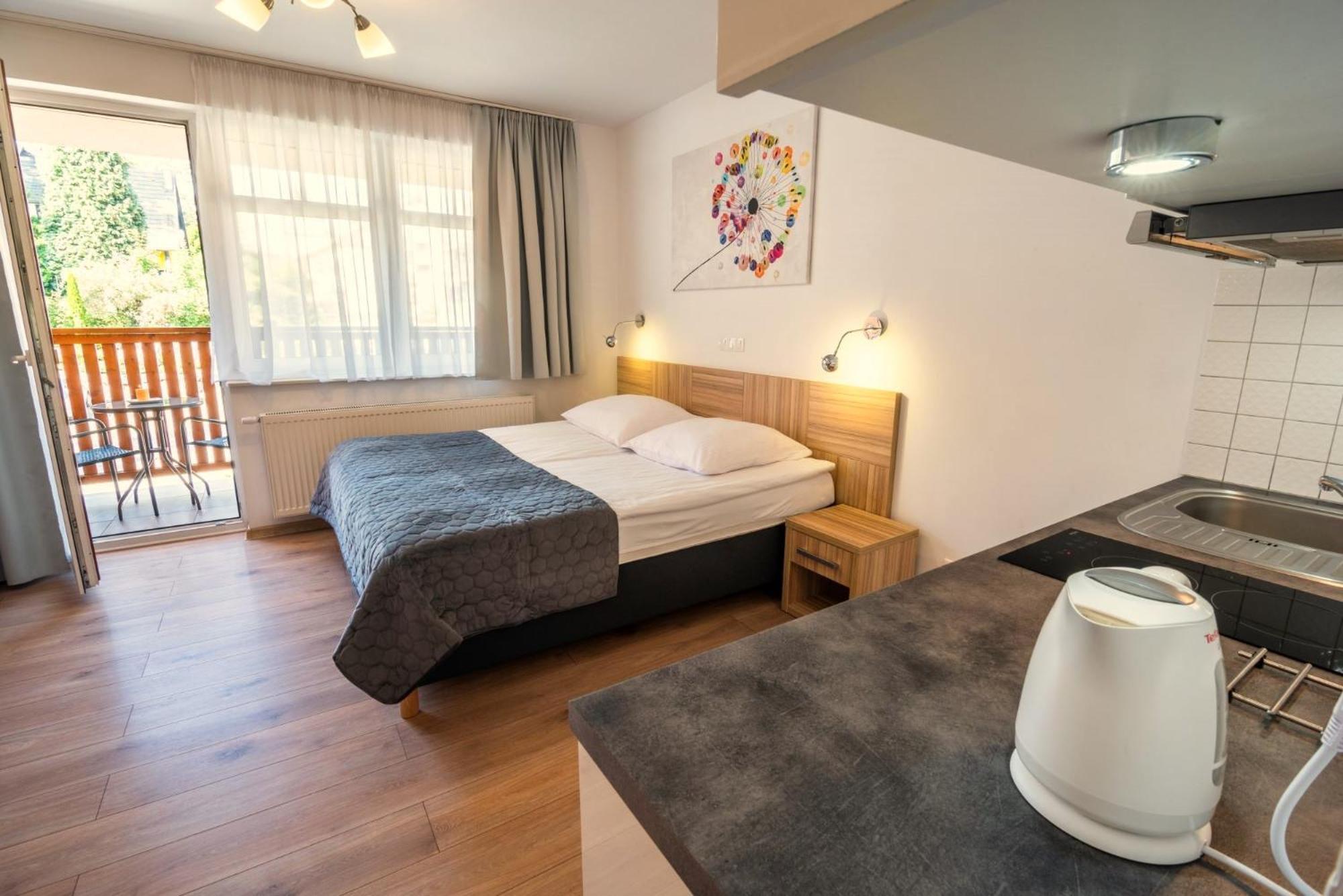 Malina Apartamenty ชกลาร์สกา ปอเรมบา ห้อง รูปภาพ