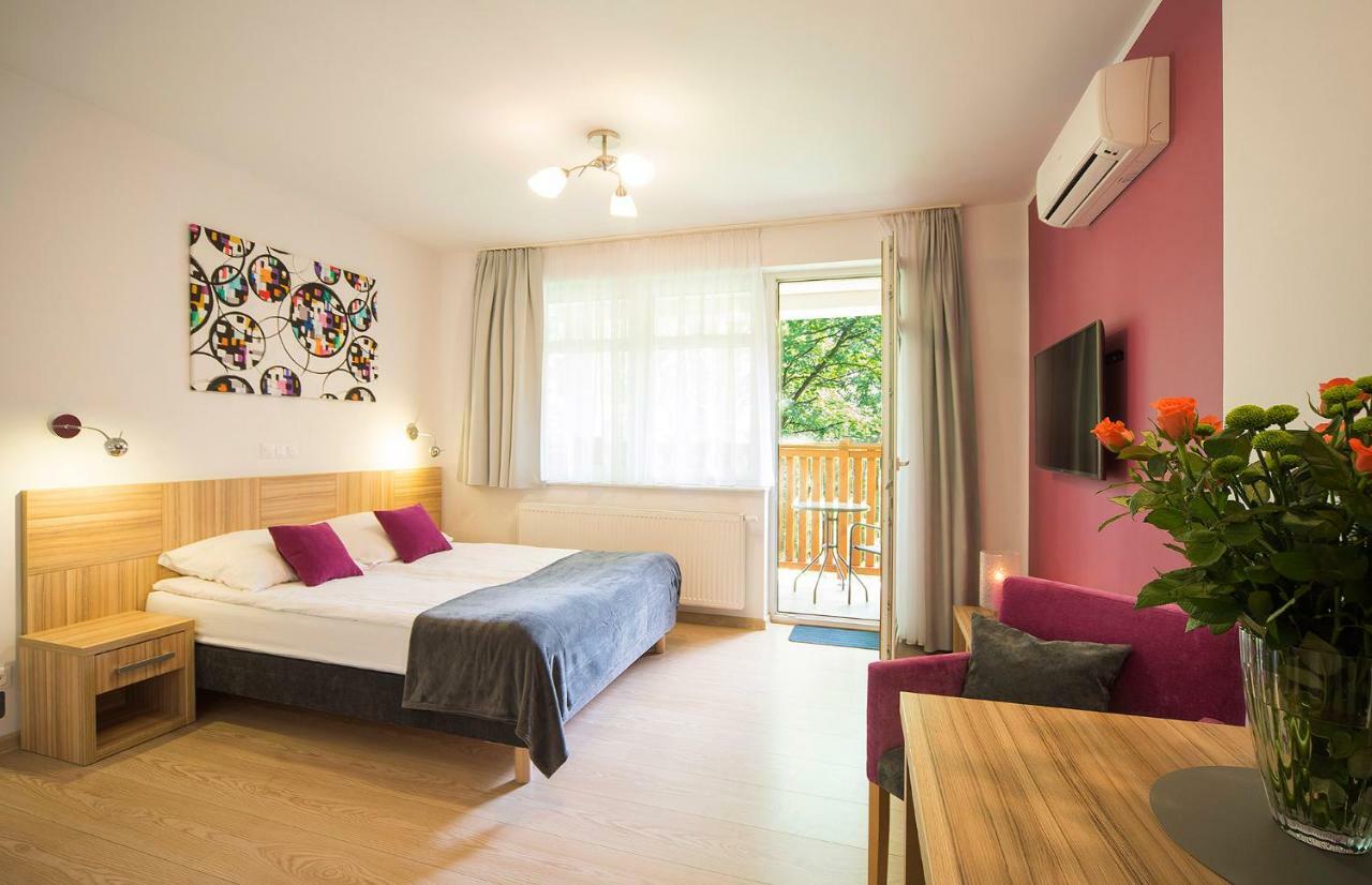 Malina Apartamenty ชกลาร์สกา ปอเรมบา ภายนอก รูปภาพ