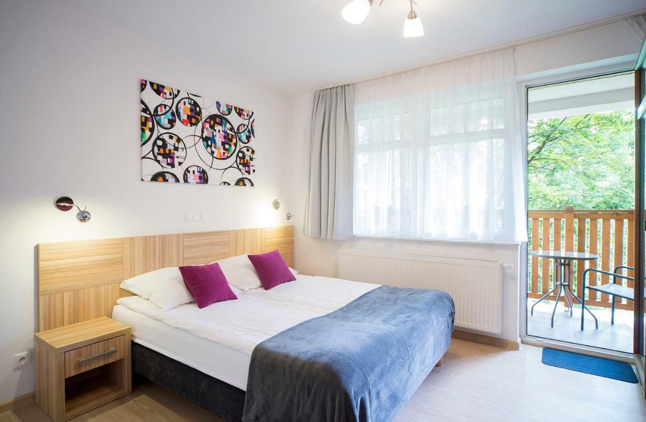 Malina Apartamenty ชกลาร์สกา ปอเรมบา ภายนอก รูปภาพ