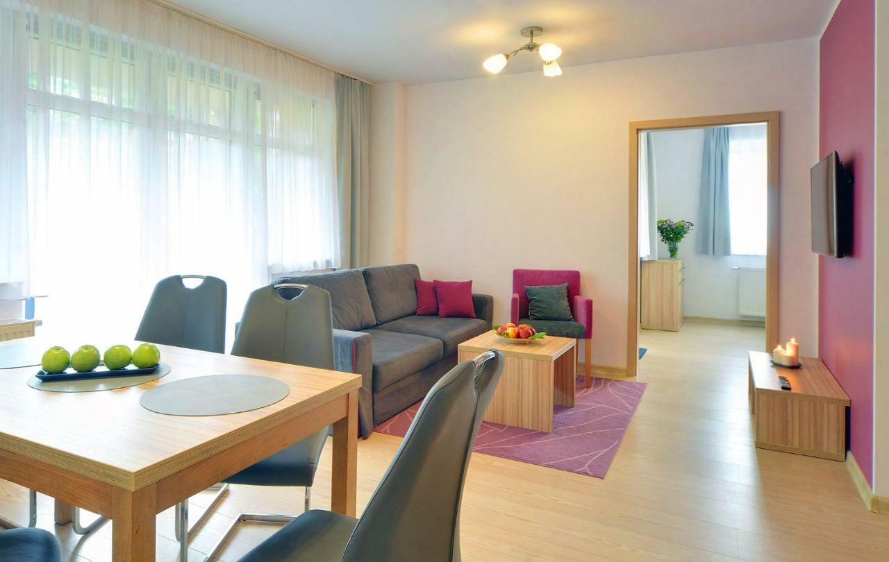 Malina Apartamenty ชกลาร์สกา ปอเรมบา ภายนอก รูปภาพ