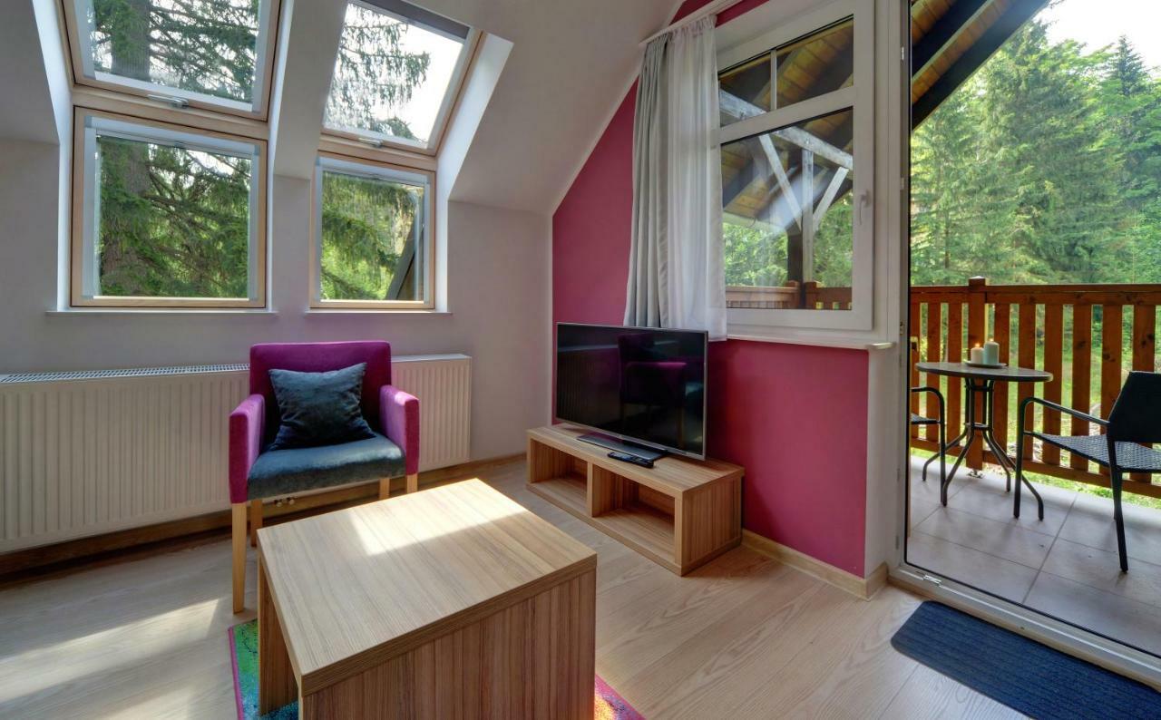 Malina Apartamenty ชกลาร์สกา ปอเรมบา ภายนอก รูปภาพ